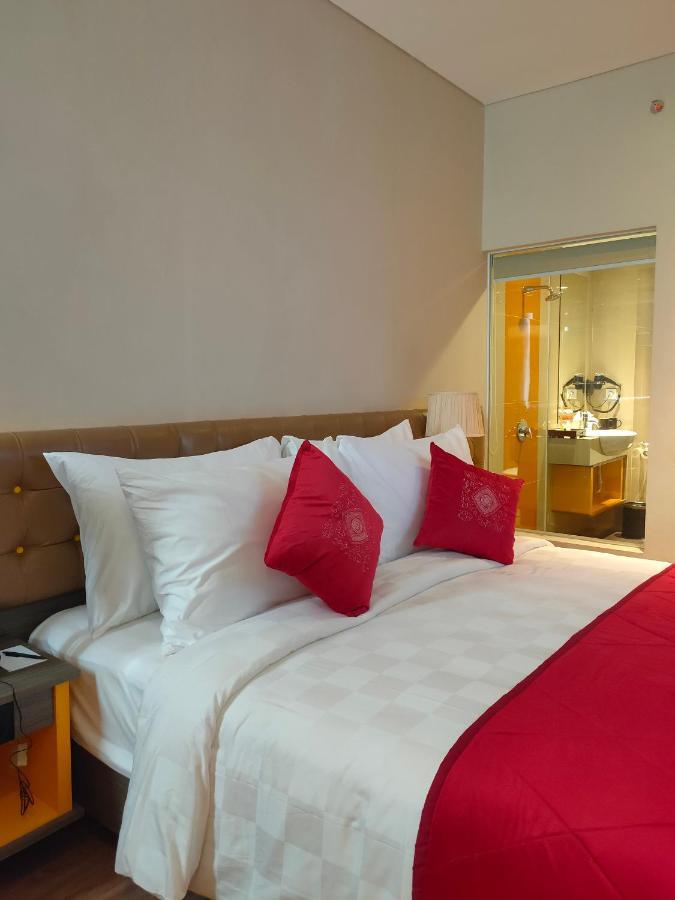 Ramada By Wyndham Yogyakarta Hotel Sleman  Exterior foto