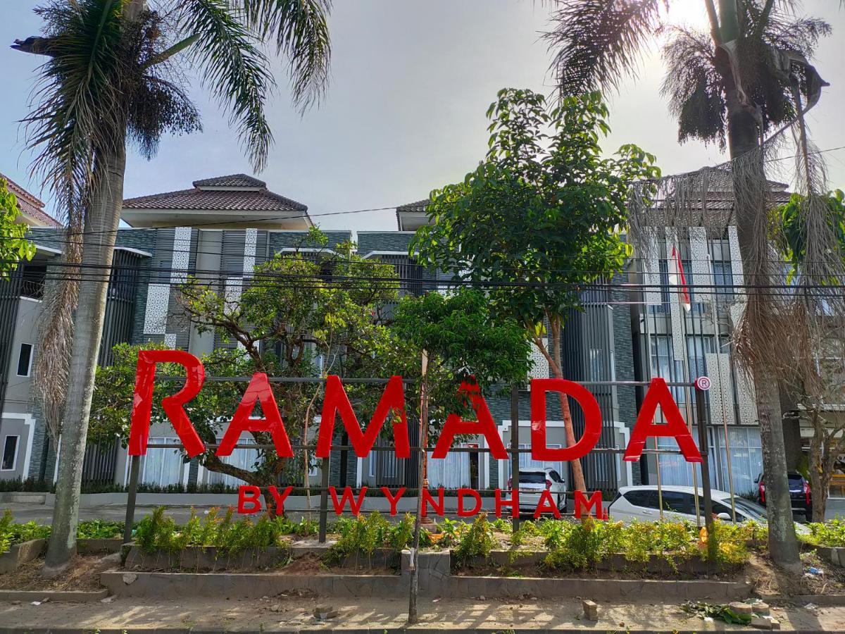 Ramada By Wyndham Yogyakarta Hotel Sleman  Exterior foto