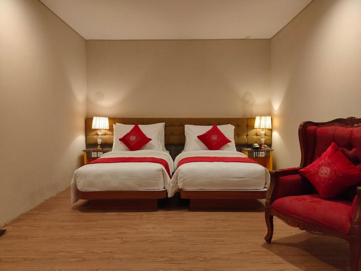 Ramada By Wyndham Yogyakarta Hotel Sleman  Exterior foto