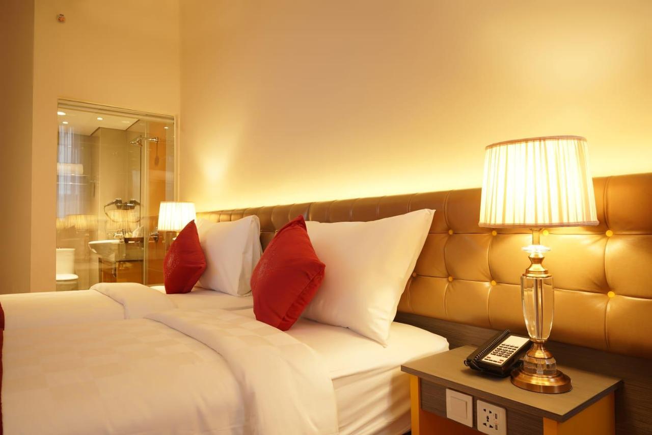Ramada By Wyndham Yogyakarta Hotel Sleman  Exterior foto